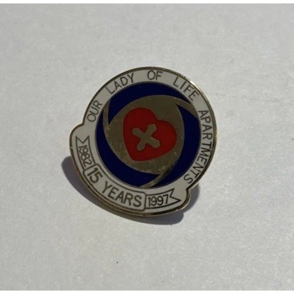 Vintage Pin Our Lady Of Life Apts. 15 Year Anniversary 1982-1997‎ St Louis Mo